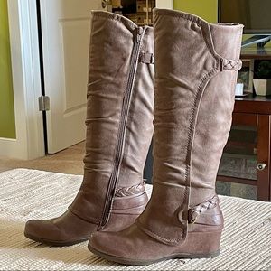 Tall, Hidden Wedge Boots Size 6.5, Light Brown